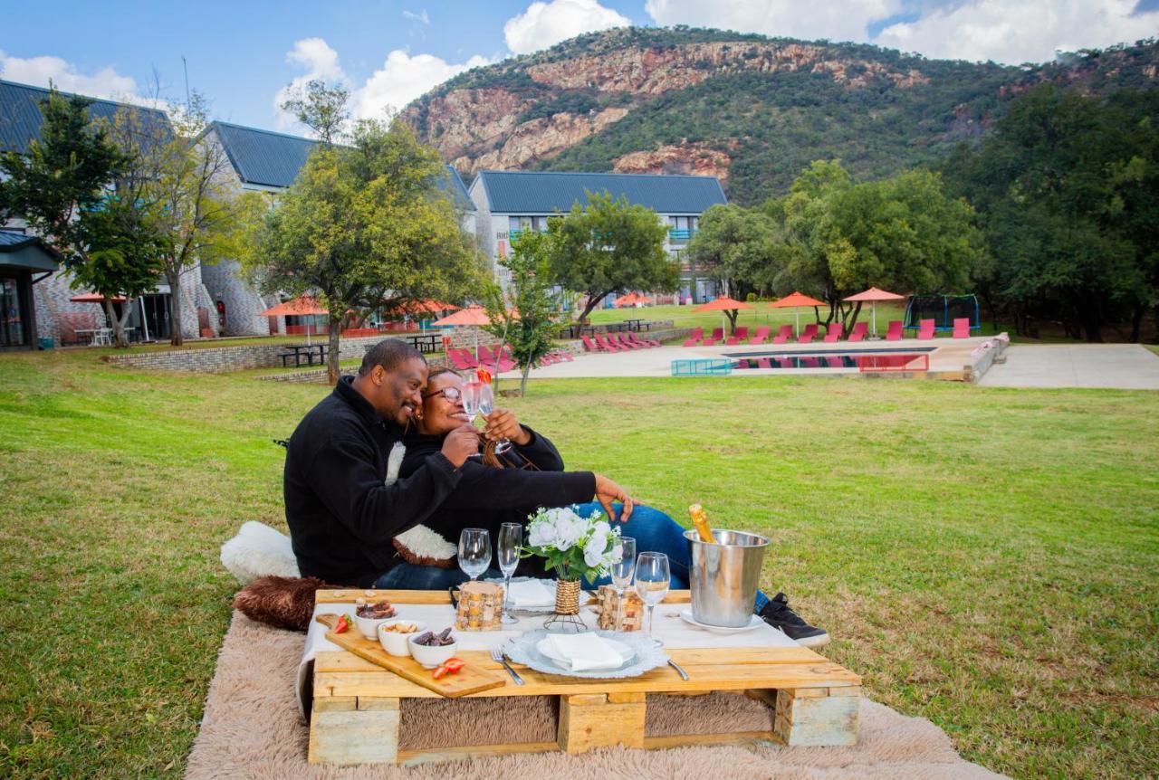 26° South Bush Boho Hotel Muldersdrift Zewnętrze zdjęcie